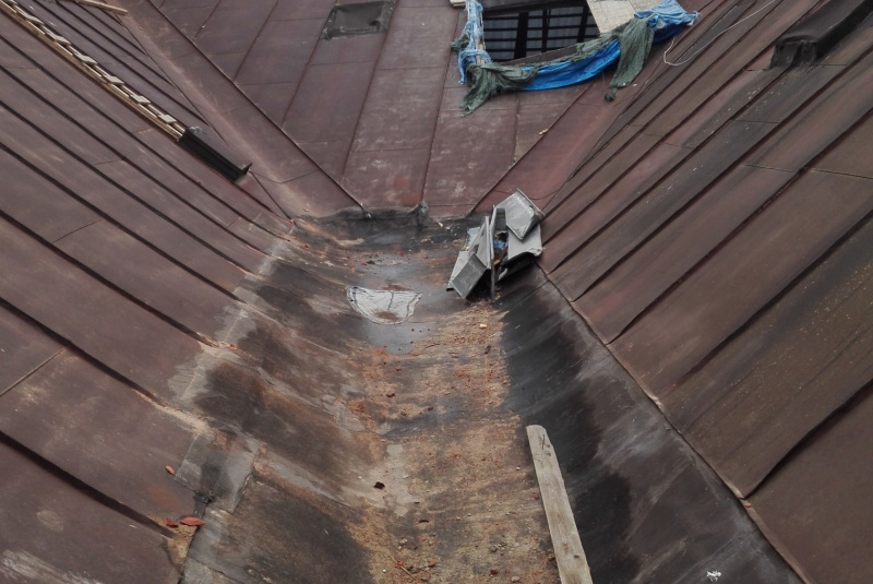 1. Pôvodný stav strechy Príbeh strechy - Prešov Príbeh strechy - Prešov